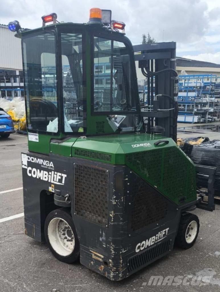 Combilift CB 2500 Viljuškari sa 4-stranskim dohvatom