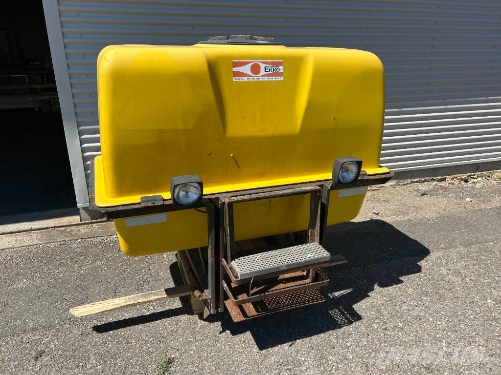 Ekko Front Tank Montirane prskalice