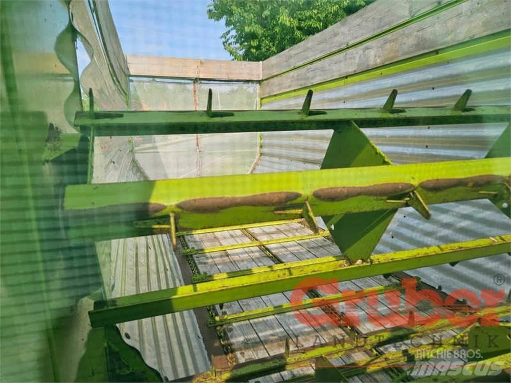 CLAAS Rapido 40 Samoutovarne prikolice