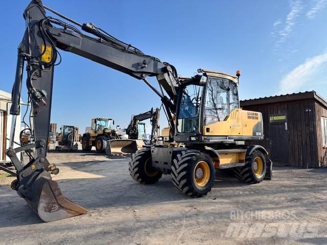 Volvo EW 140 C Bageri točkaši