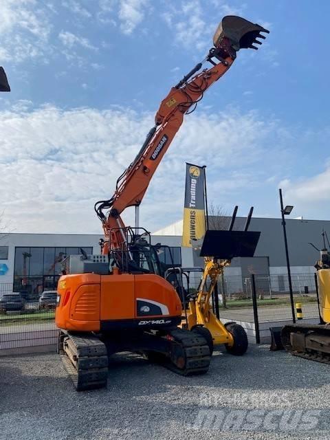 Doosan DX140LCR-5 Bageri guseničari