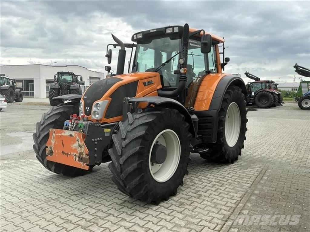 Valtra N 163 D Traktori