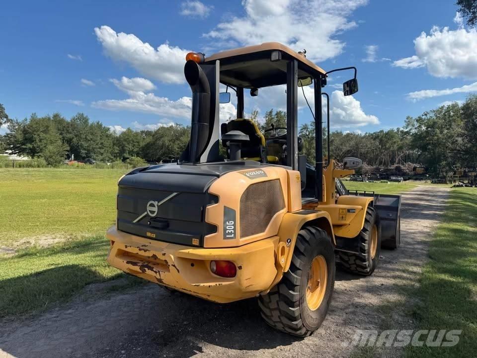 Volvo L 30 G Utovarivači na točkove