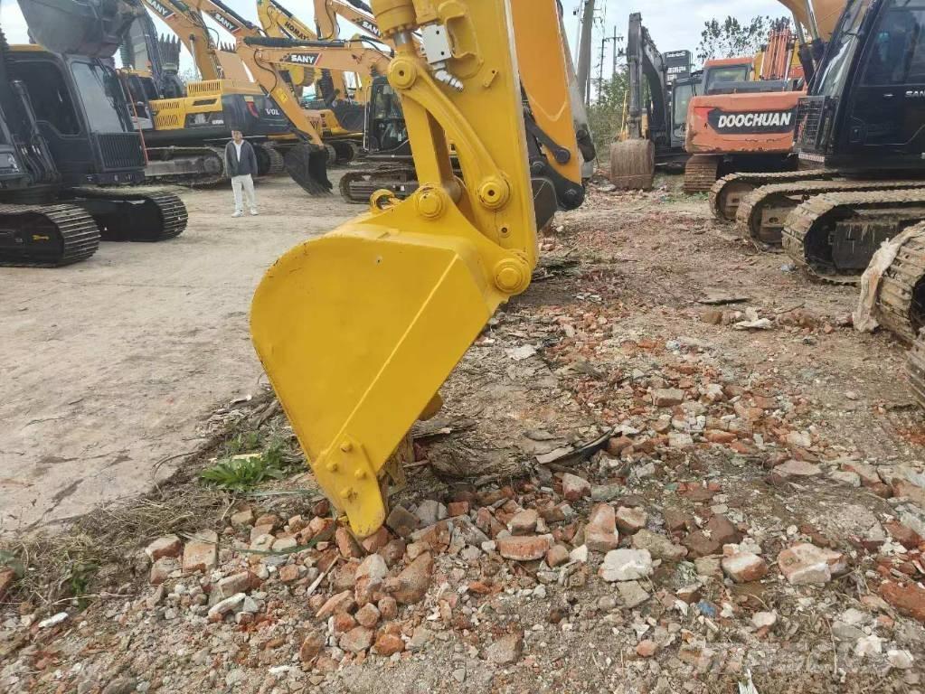 Komatsu PC 138 Bageri guseničari