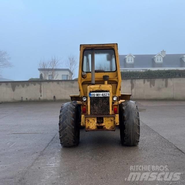 CAT 910 Utovarivači na točkove
