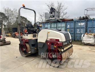 Dynapac CC 1300 Valjci sa duplim bubnjem