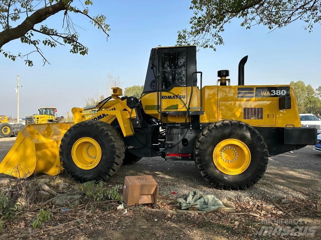 Komatsu WA 380 Utovarivači na točkove