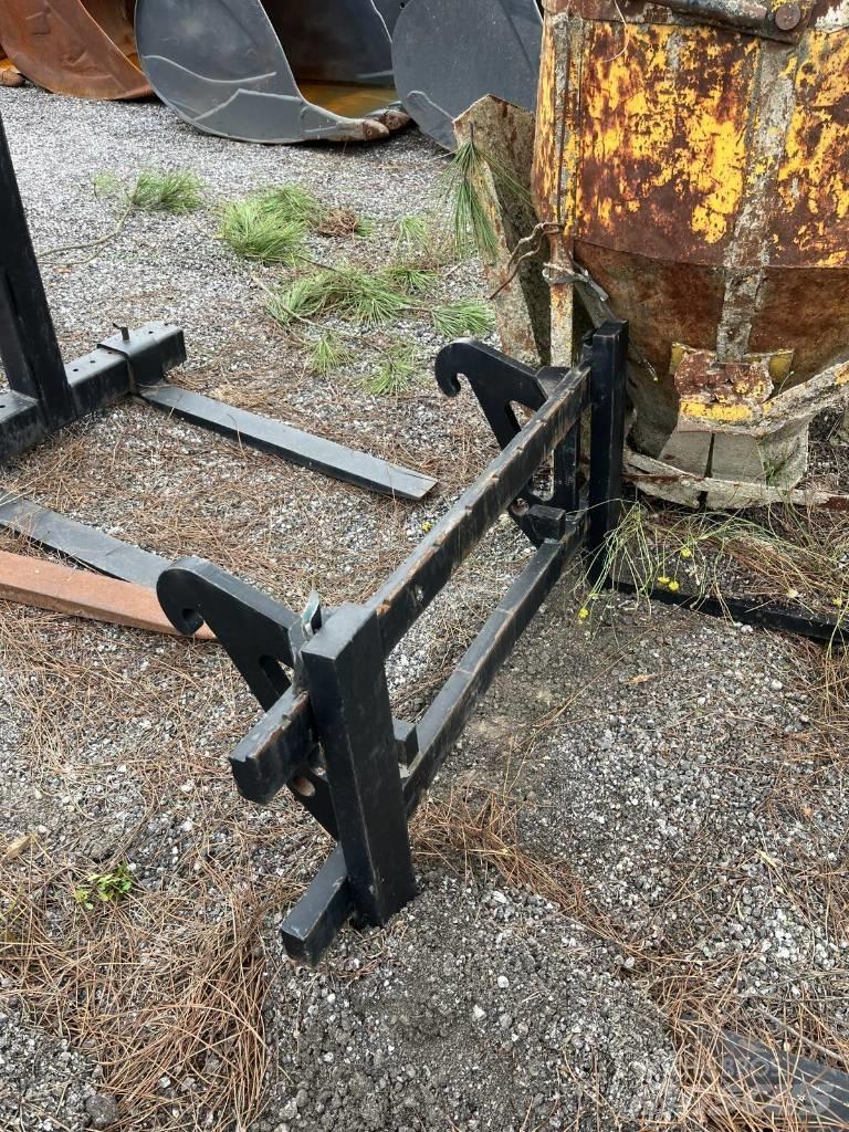 Volvo L 30, L25, L28 Utovarivači na točkove