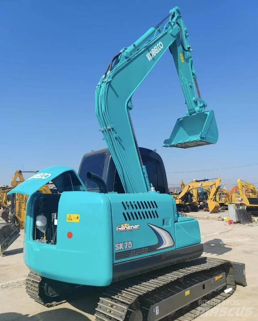 Kobelco SK 75 Bageri guseničari
