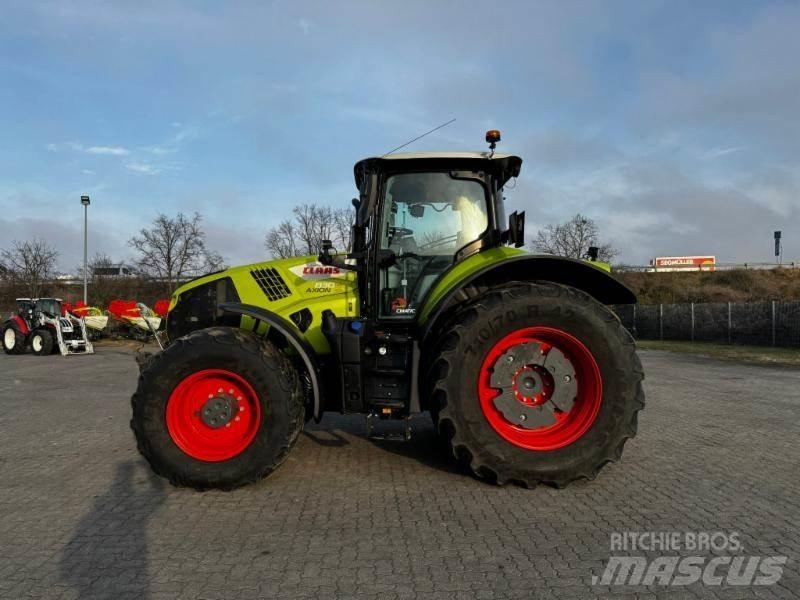 CLAAS AXION 830 Traktori