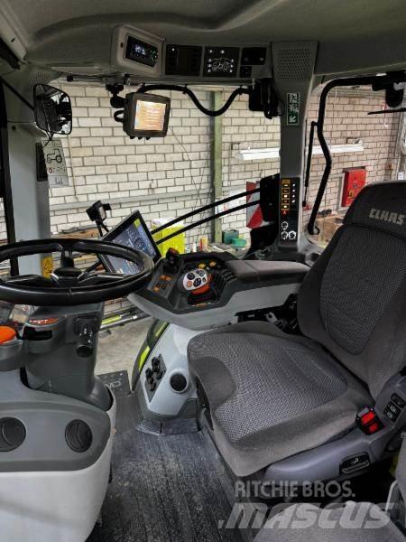 CLAAS AXION 830 Traktori