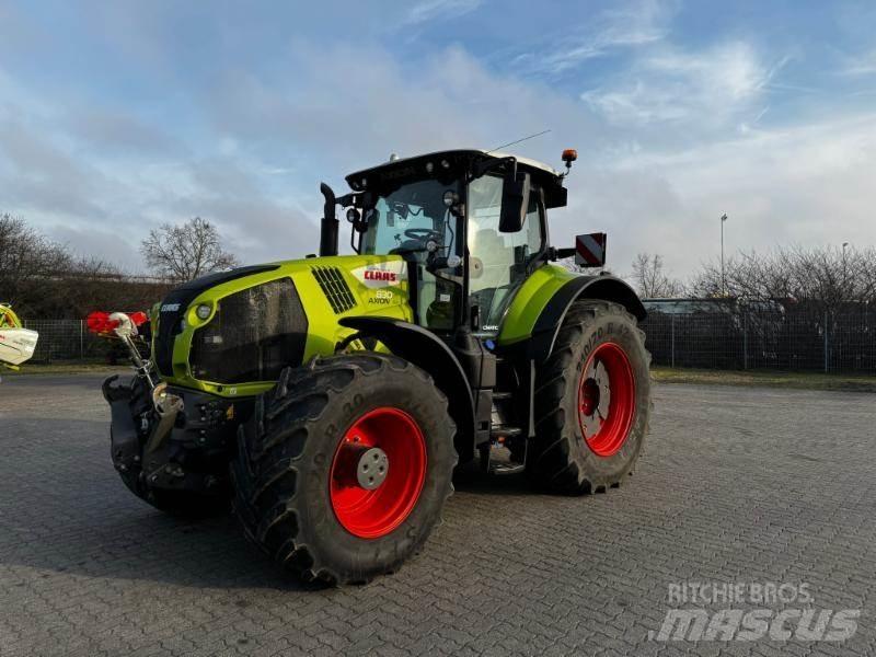 CLAAS AXION 830 Traktori