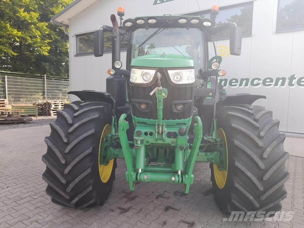 John Deere 6155R Traktori