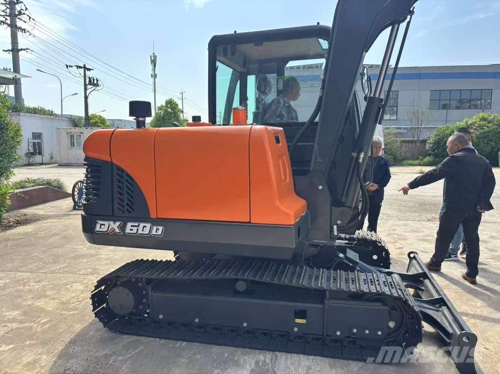 Doosan DX60 Bageri guseničari