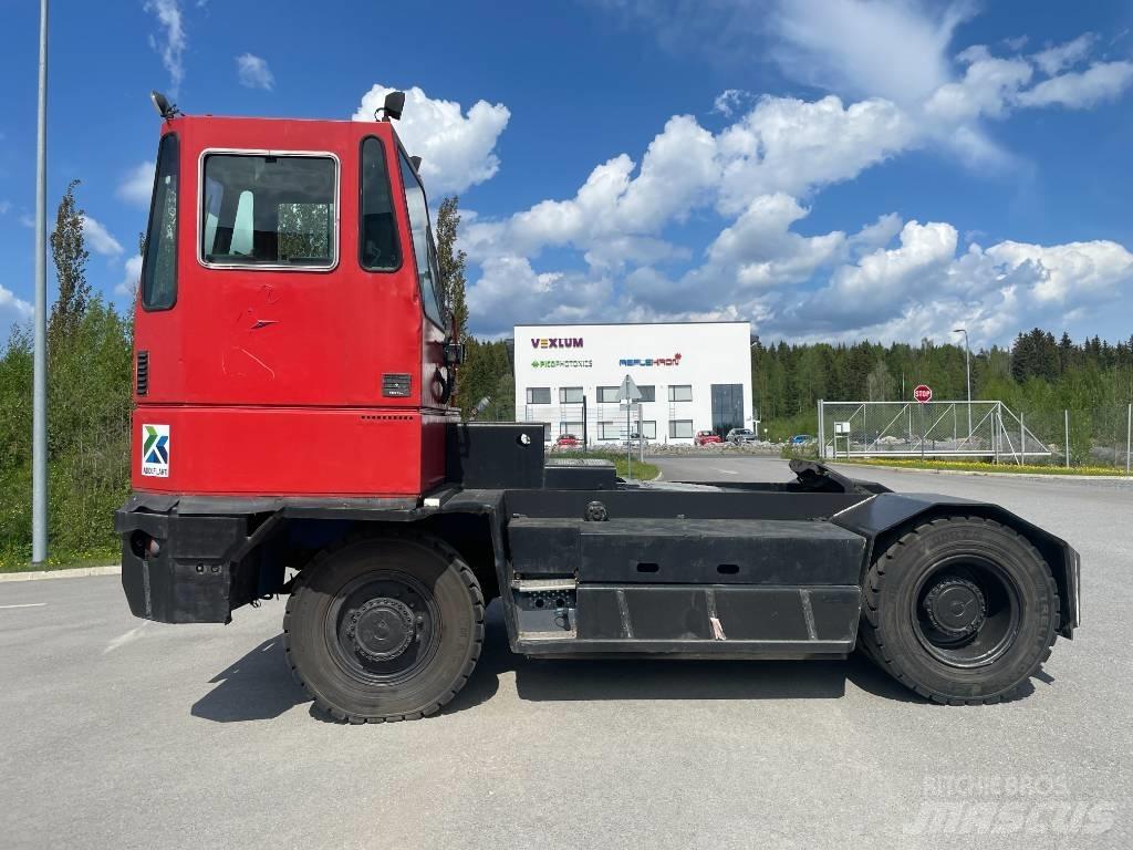 Kalmar TRX252 Terminalni tegljači