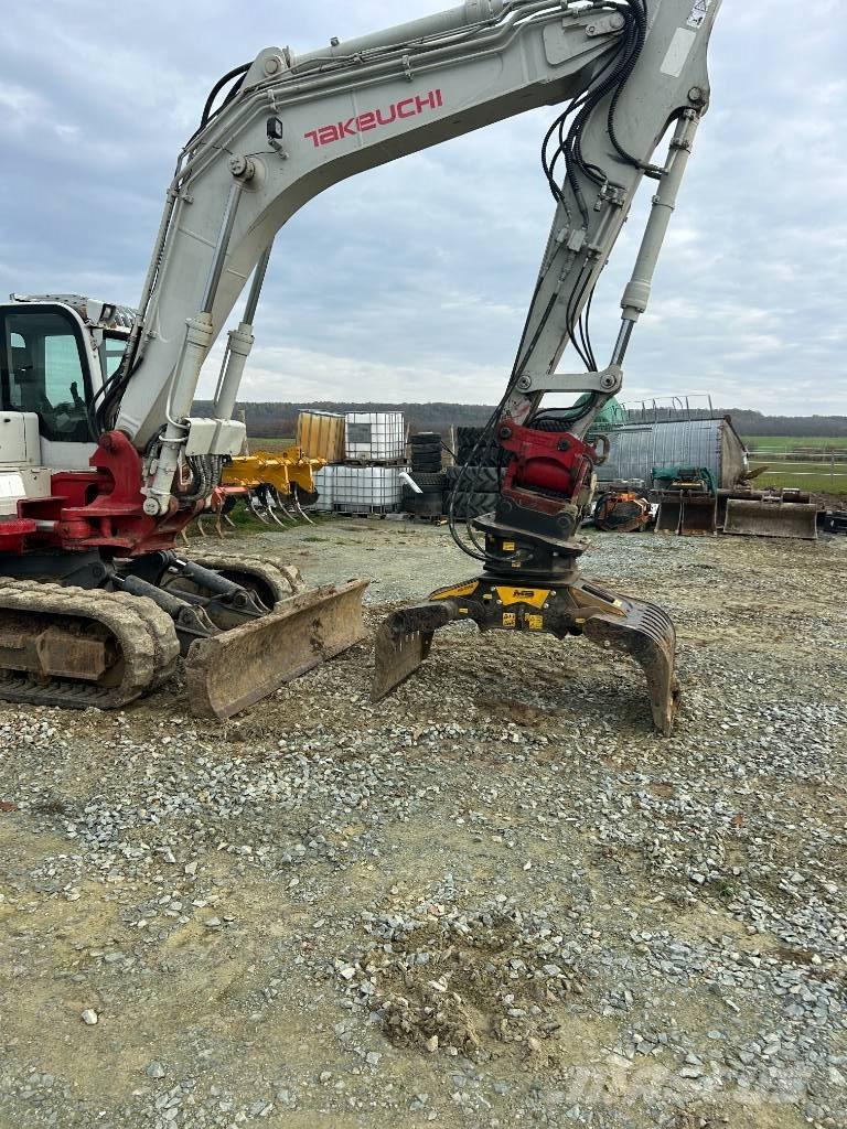 Takeuchi TB 1140 Bageri guseničari