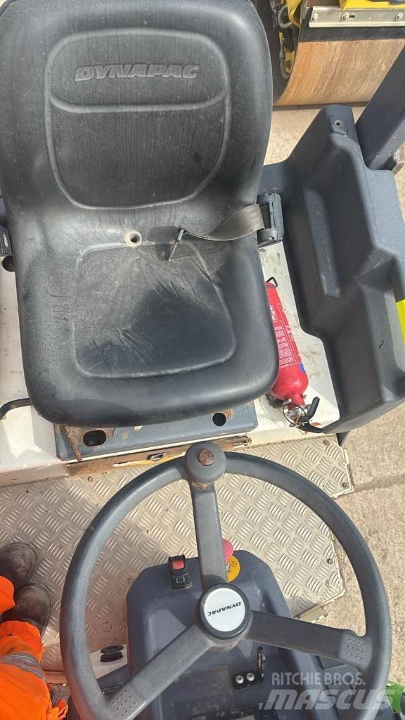 Dynapac CC 1200 C Valjci sa duplim bubnjem