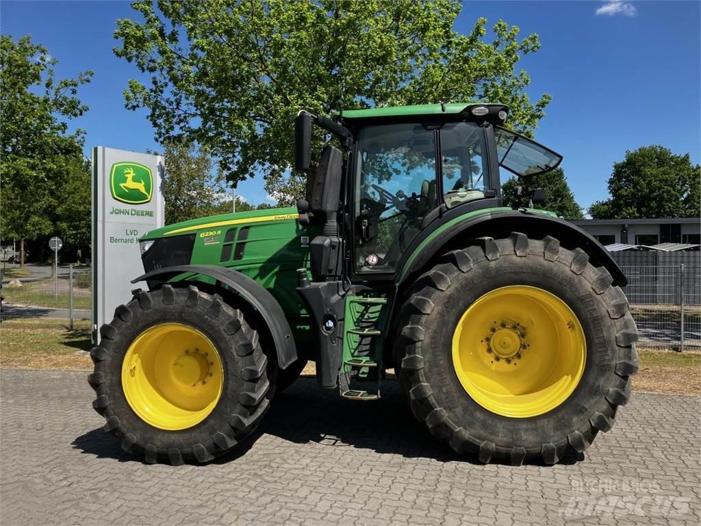John Deere 6230R Traktori