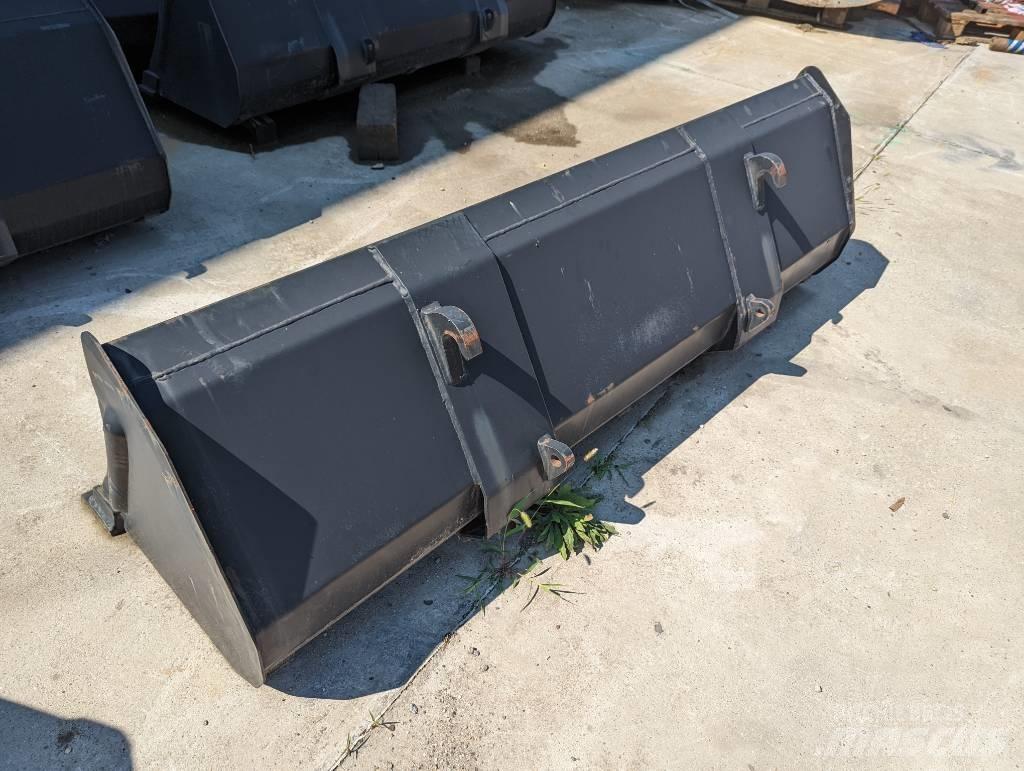  Loader bucket Kašike / Korpe
