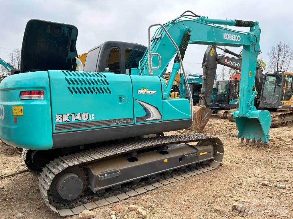 Kobelco SK140-8 Bageri guseničari