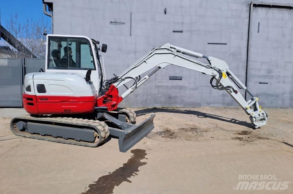 Takeuchi TB260 Mini bageri < 7t