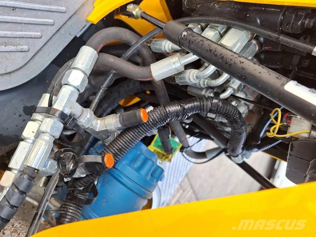 JCB 8008 CTS Mini bageri < 7t