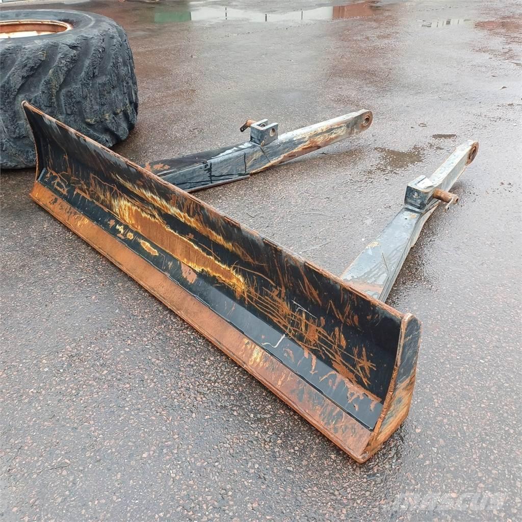  komatu 895 Ostale komponente