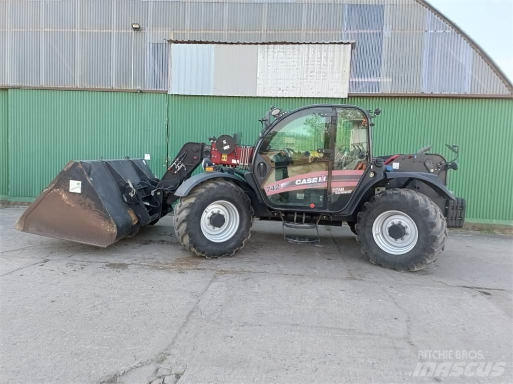 CASE 742 Farmlift Teleskopski viljuškari
