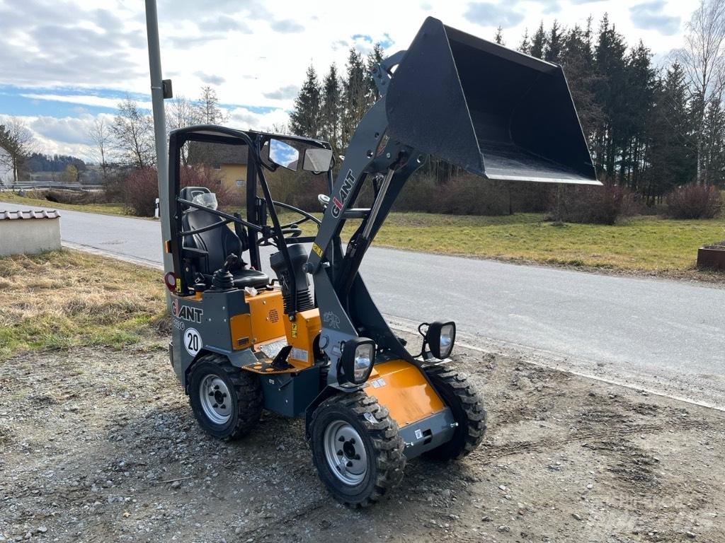 GiANT G 1200 Mini utovarivači