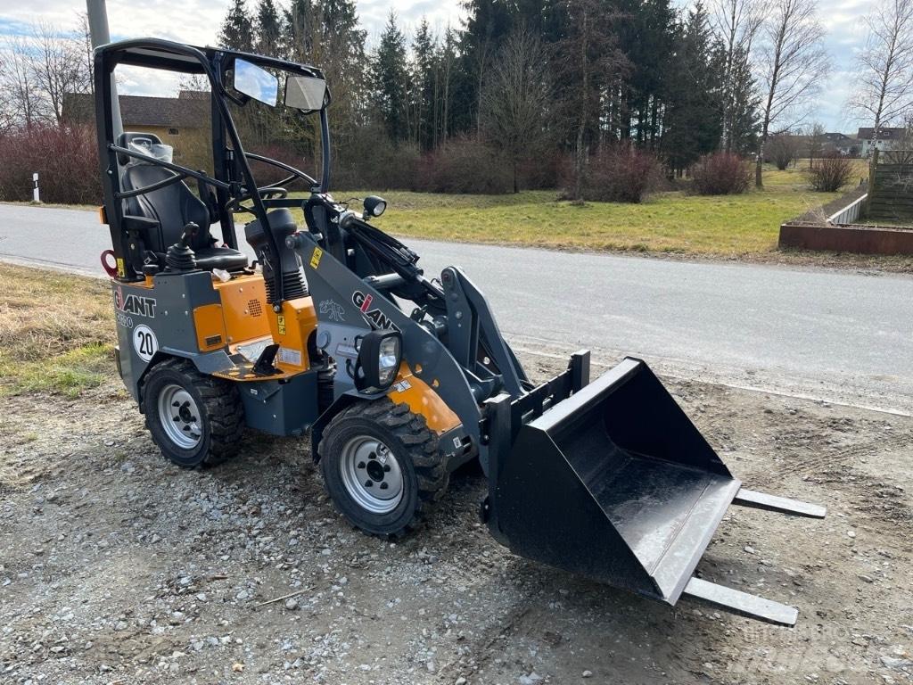 GiANT G 1200 Mini utovarivači