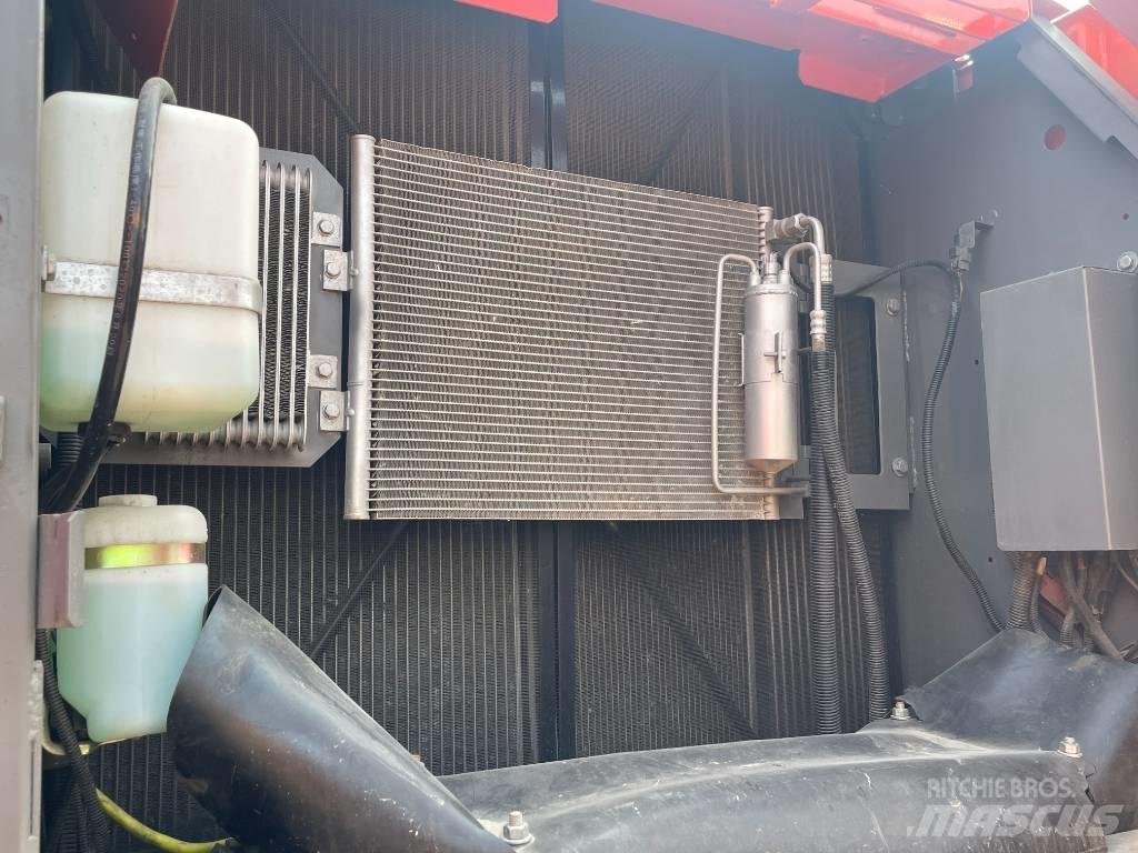 Hitachi 210LC Bageri guseničari