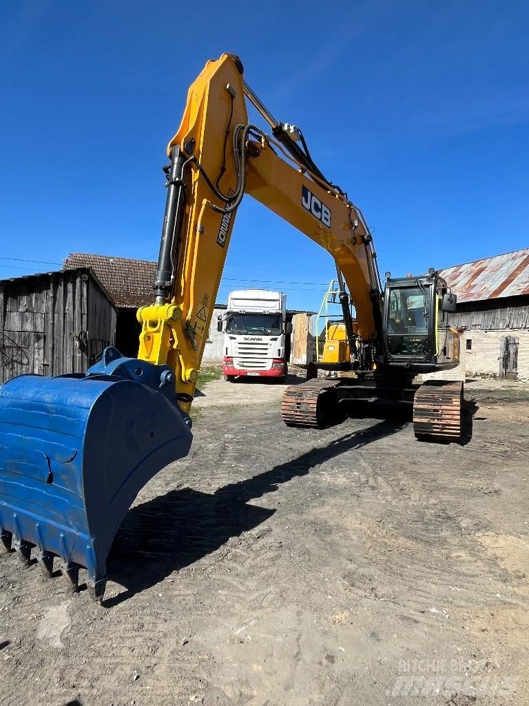 JCB JS 220 LC Bageri guseničari