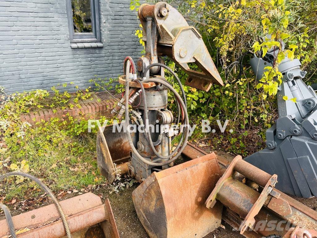 JCB JS 145 W Bageri točkaši