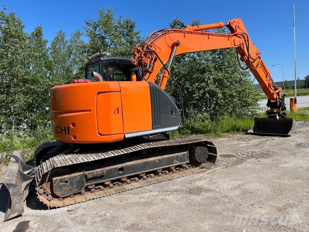 Hitachi ZX 135 US Bageri guseničari