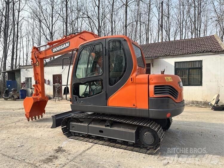Doosan DX75 Mini bageri < 7t