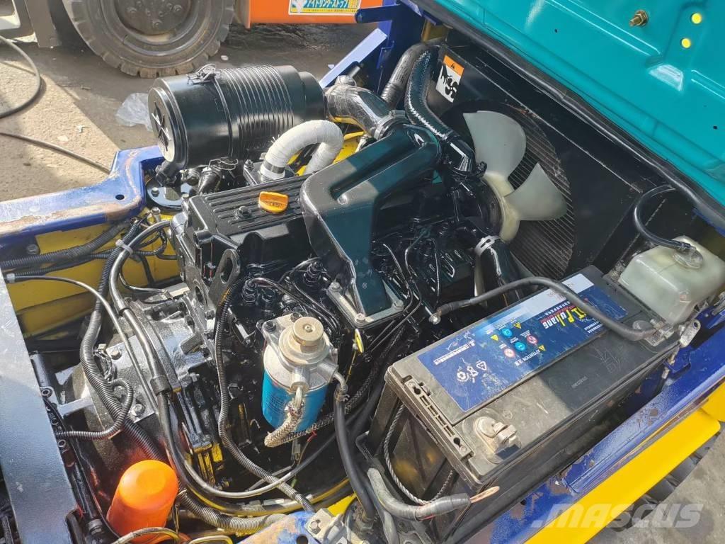 Komatsu 2.5t Dizelski viljuškari