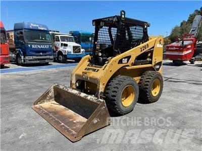 CAT 236 B Skid steer mini utovarivači