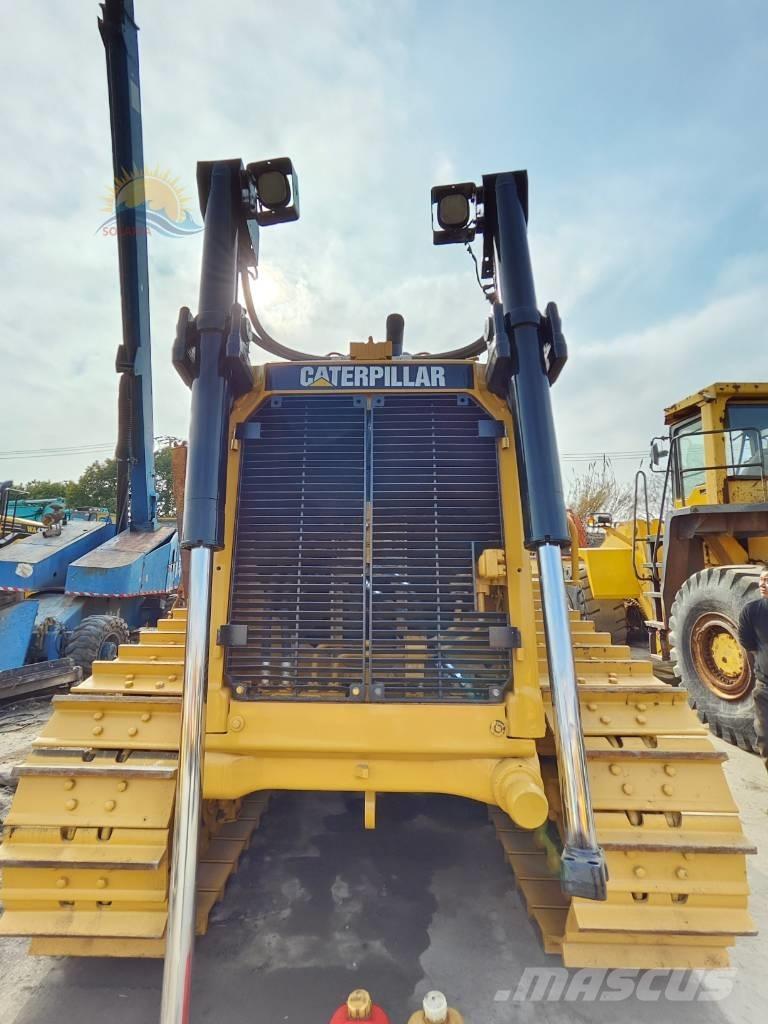 CAT D 8 T Buldožeri guseničari