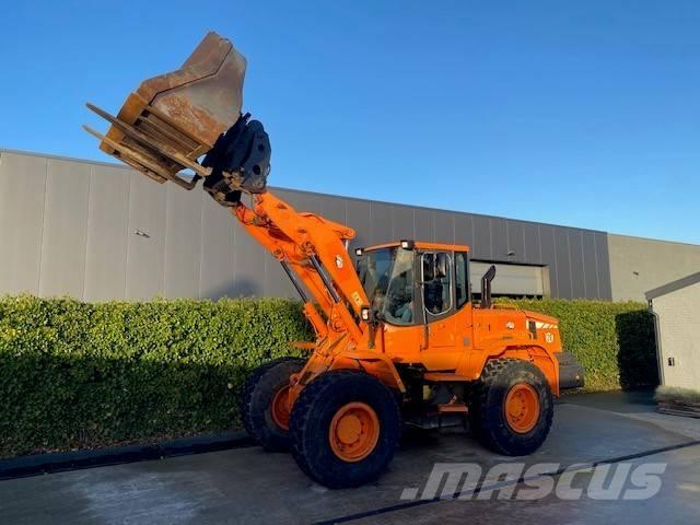 Doosan DL 200 Utovarivači na točkove