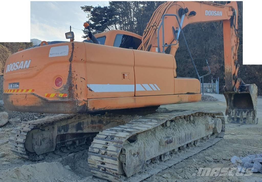 Doosan DX 220 LCA Bageri guseničari
