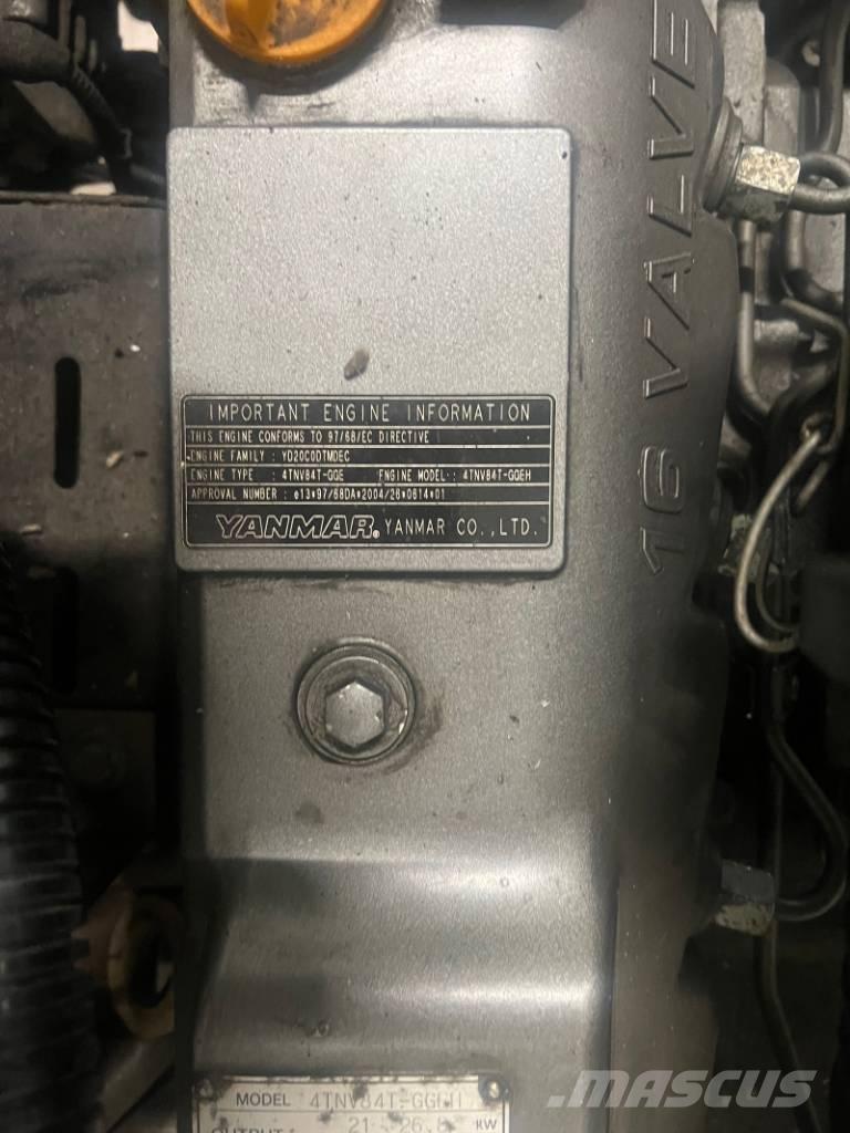 Yanmar 4TNV84T-GGEH Mini bageri < 7t