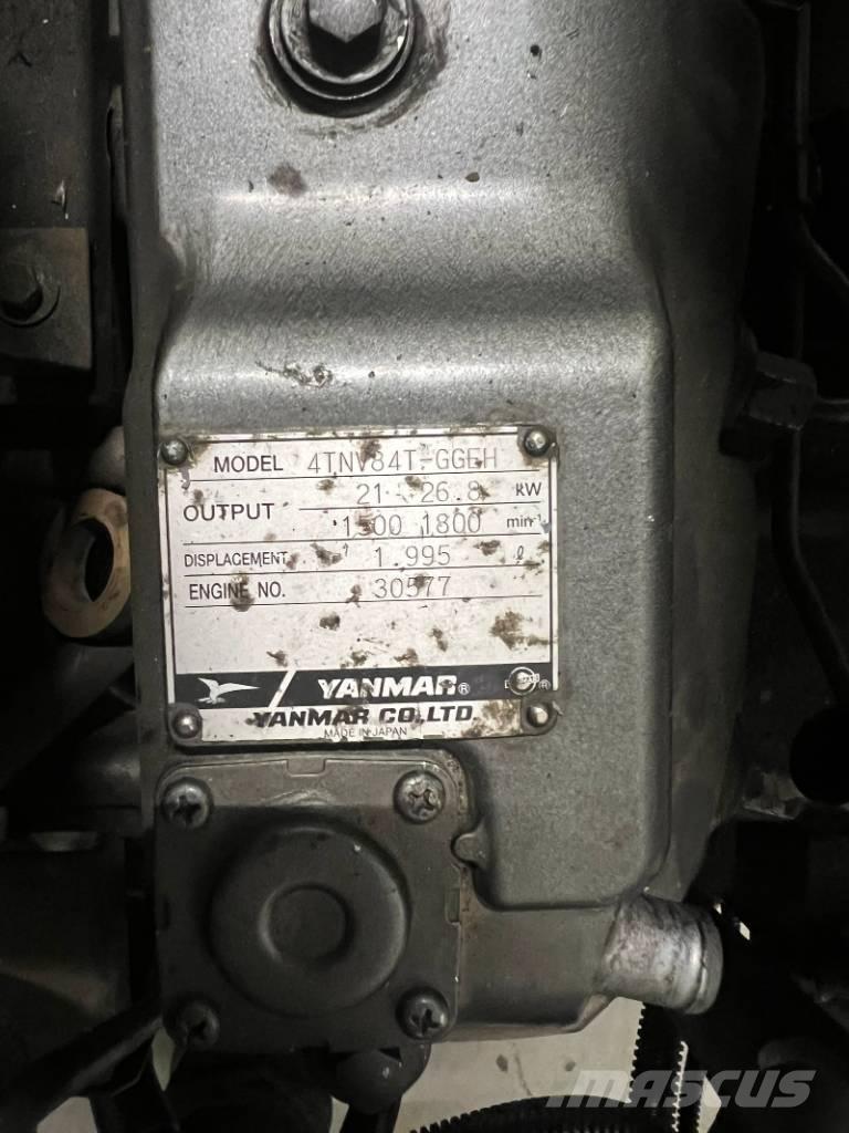 Yanmar 4TNV84T-GGEH Mini bageri < 7t