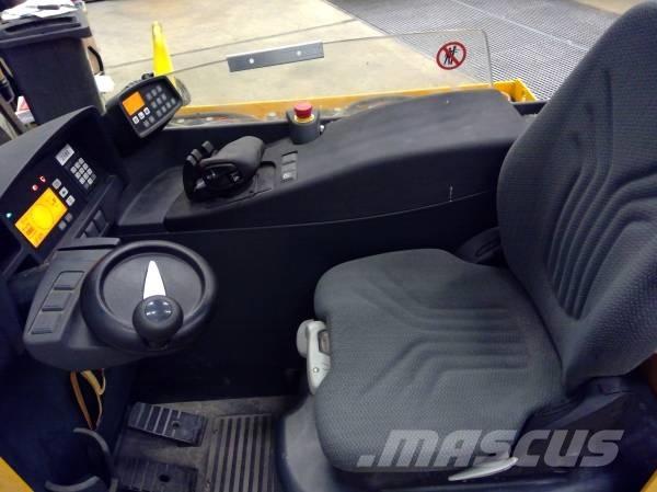 Jungheinrich ETV 214 Viljuškari sa pomičnim stupom