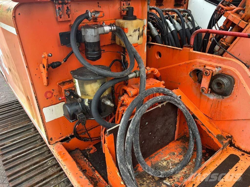 Atlas 1604LC Bageri guseničari