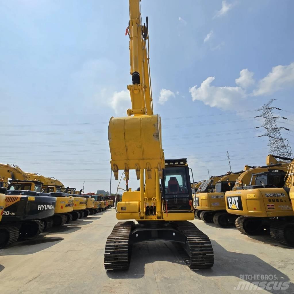 Komatsu PC 200-8 Bageri guseničari