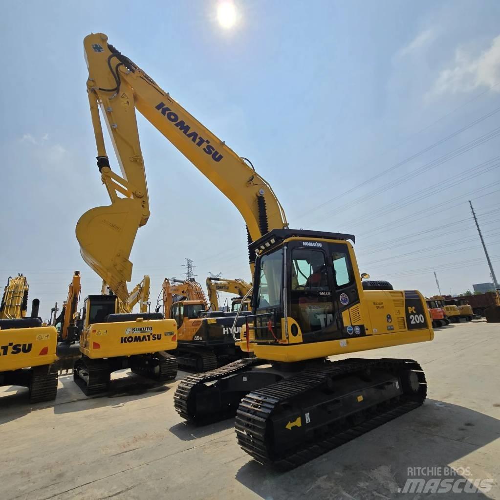 Komatsu PC 200-8 Bageri guseničari