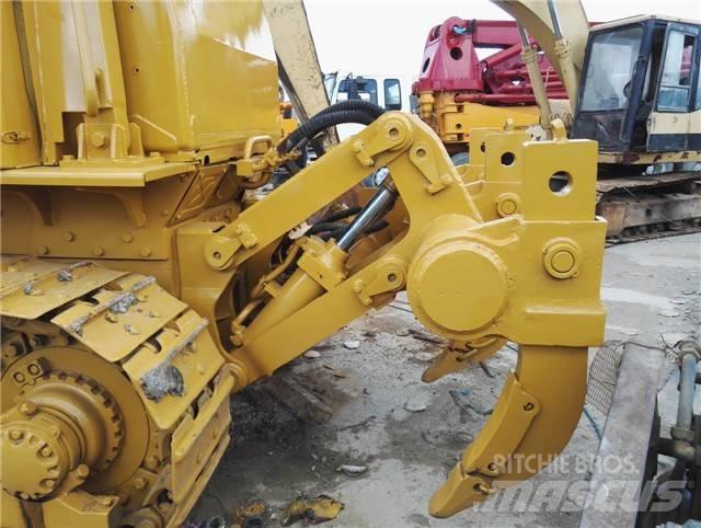 CAT D 6 D Buldožeri guseničari