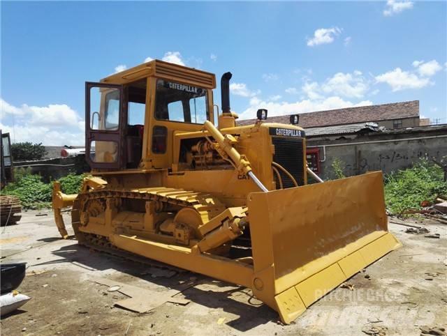 CAT D 6 D Buldožeri guseničari