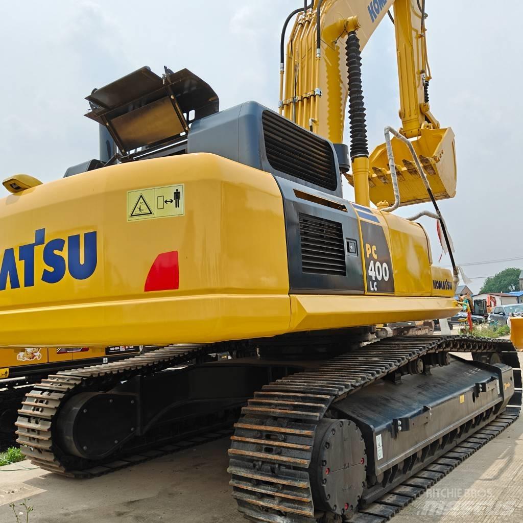 Komatsu 400-8 Bageri guseničari