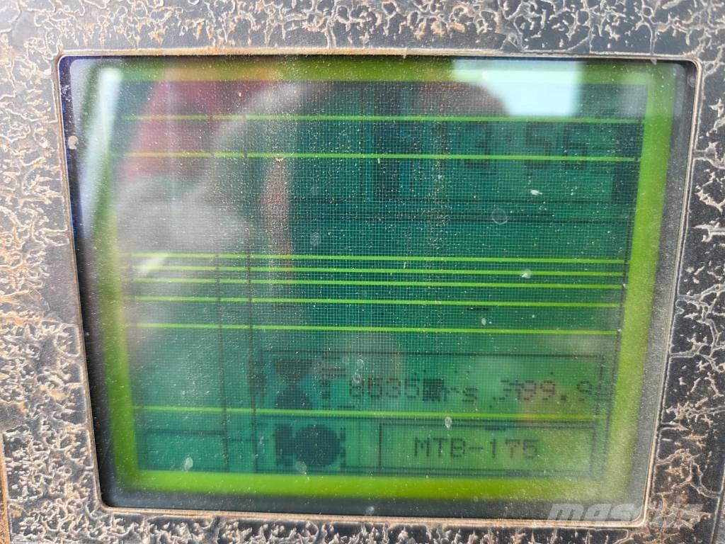 Liebherr 904 Bageri guseničari